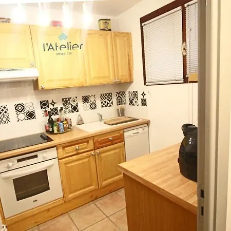 T2 Centre Village - Proximite Telecabine - Vue Montagne Plein Sud - Terrasse Couverte - Balcon - 1 Lit Double En 160 - Salon 1 Canape Convertible En 140 - Cuisine Separee * Saint-Lary-Soulan