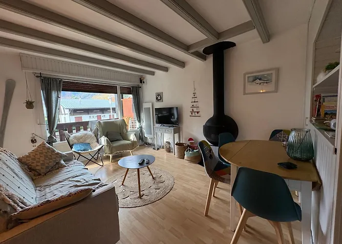 T2 Centre Village: Mountain View With Covered Terrace Apartment *